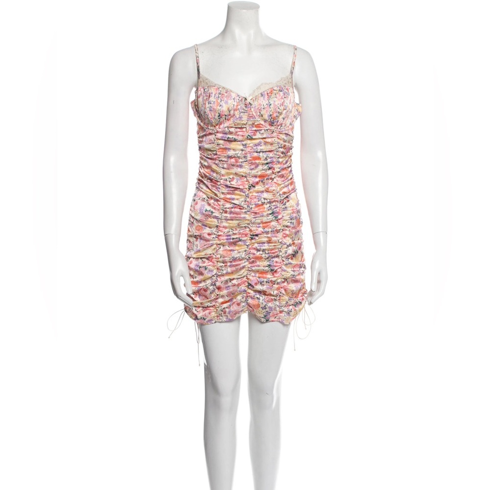 Strangers & Lovers Floral ruched bodycon dress - Picture 3 of 11